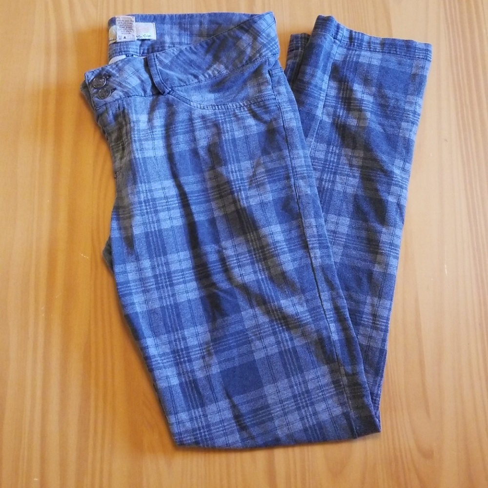 American Rag Plaid Pants - Picture 2 of 5